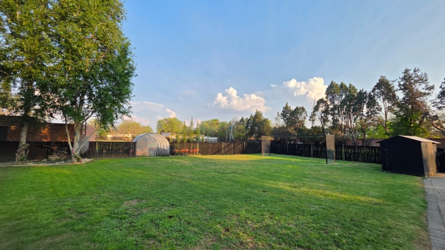 4 Bedroom Property for Sale in Roodewal Free State